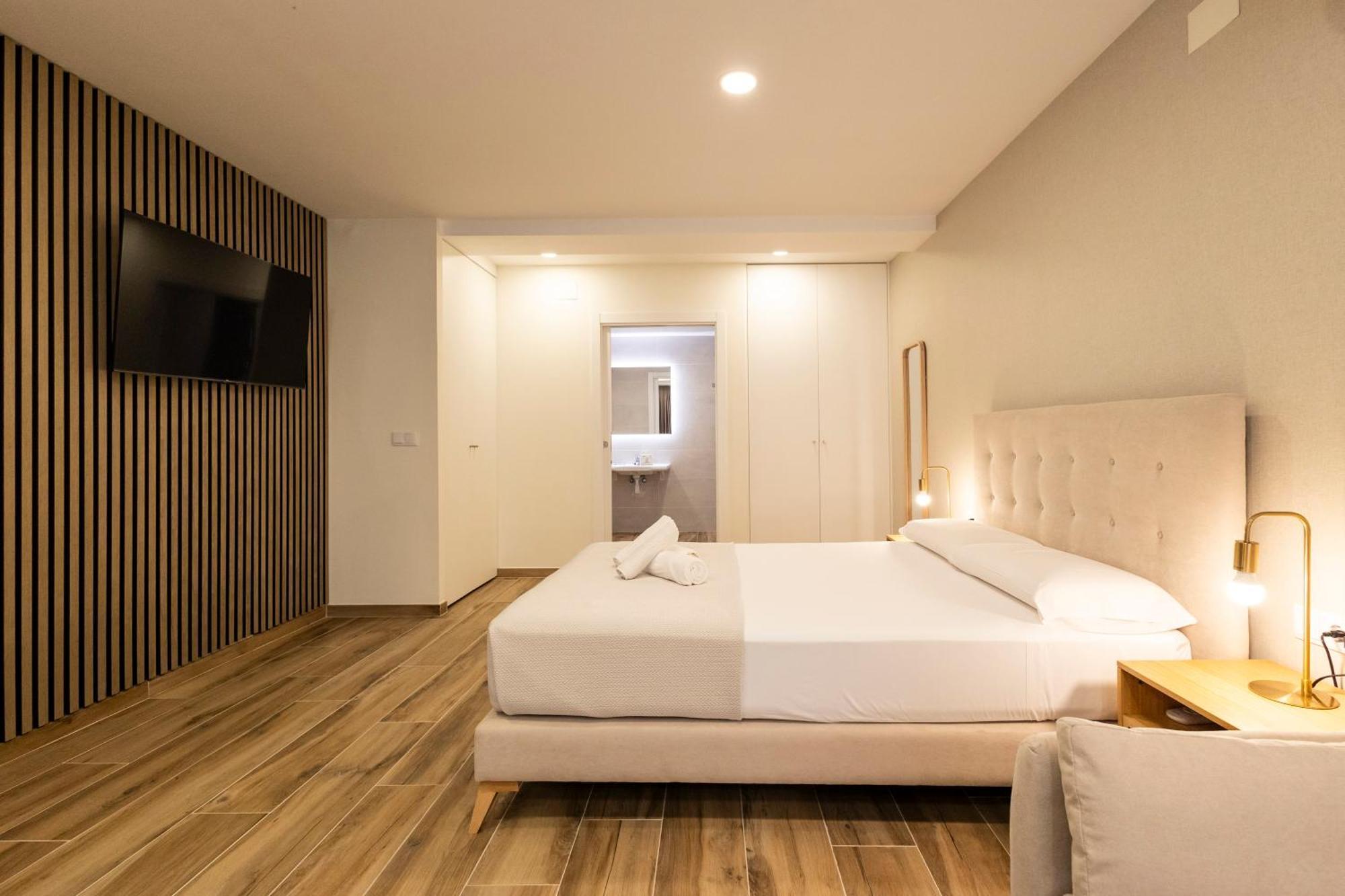 Cortes Suites By Concept Flats Valensiya Dış mekan fotoğraf