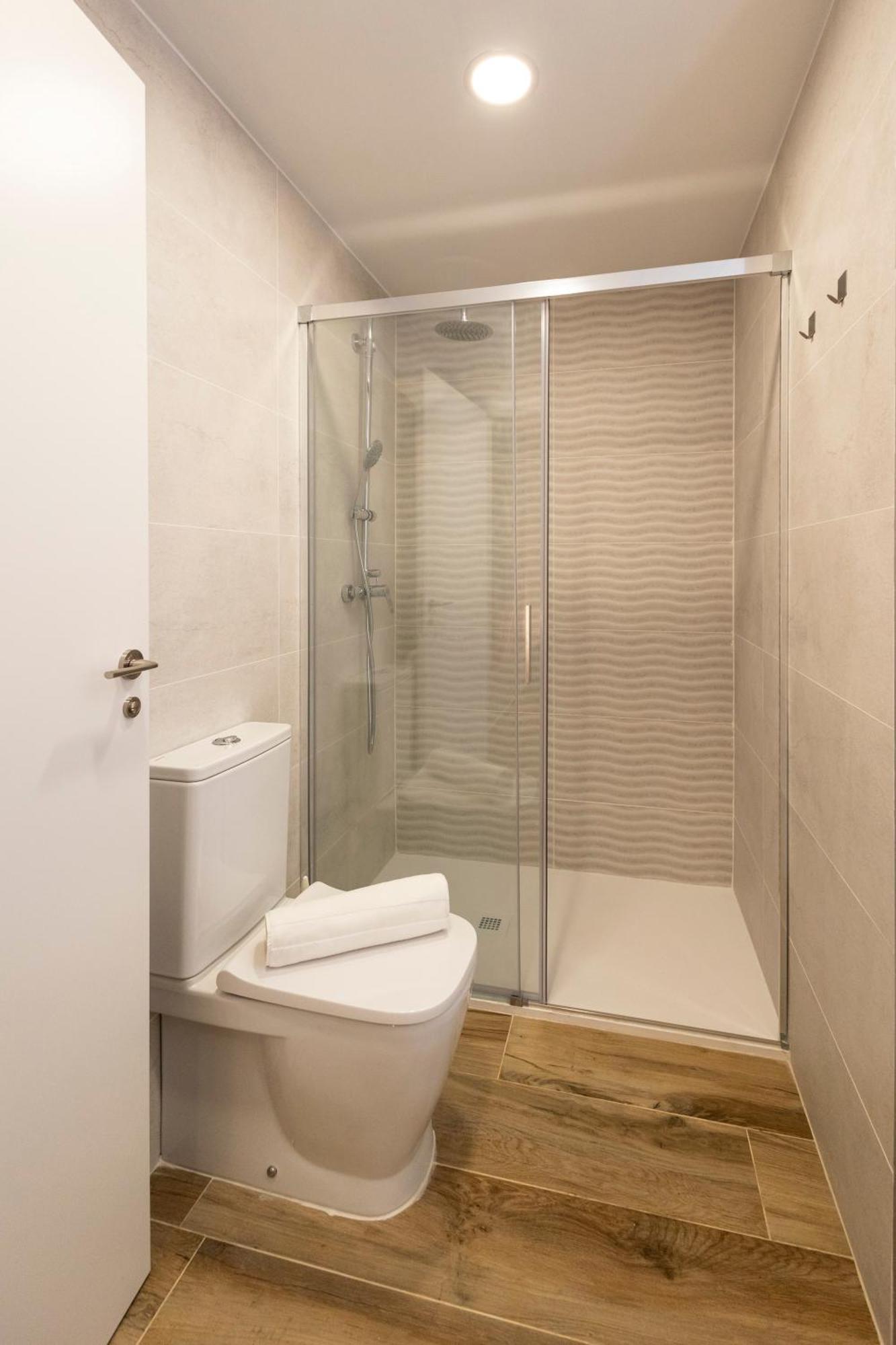 Cortes Suites By Concept Flats Valensiya Dış mekan fotoğraf