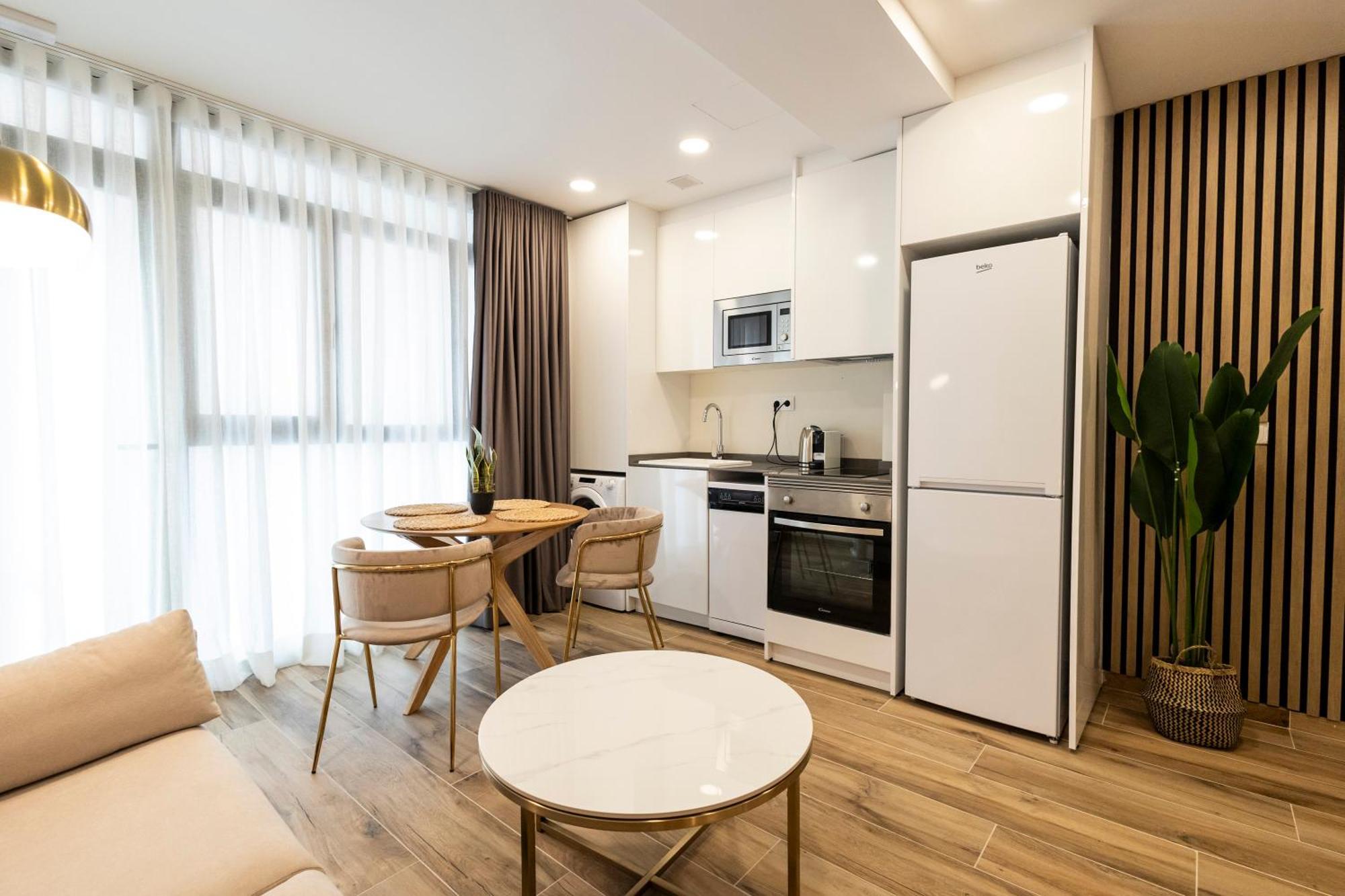 Cortes Suites By Concept Flats Valensiya Dış mekan fotoğraf