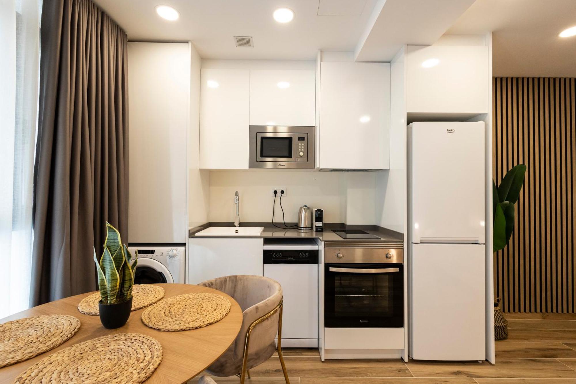 Cortes Suites By Concept Flats Valensiya Dış mekan fotoğraf