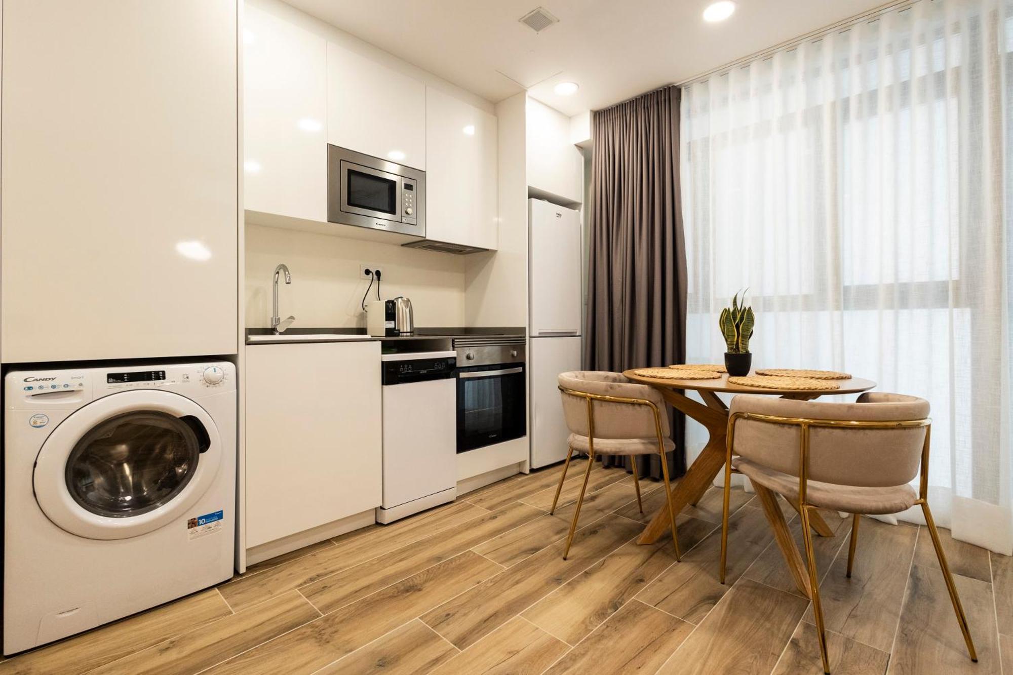 Cortes Suites By Concept Flats Valensiya Dış mekan fotoğraf